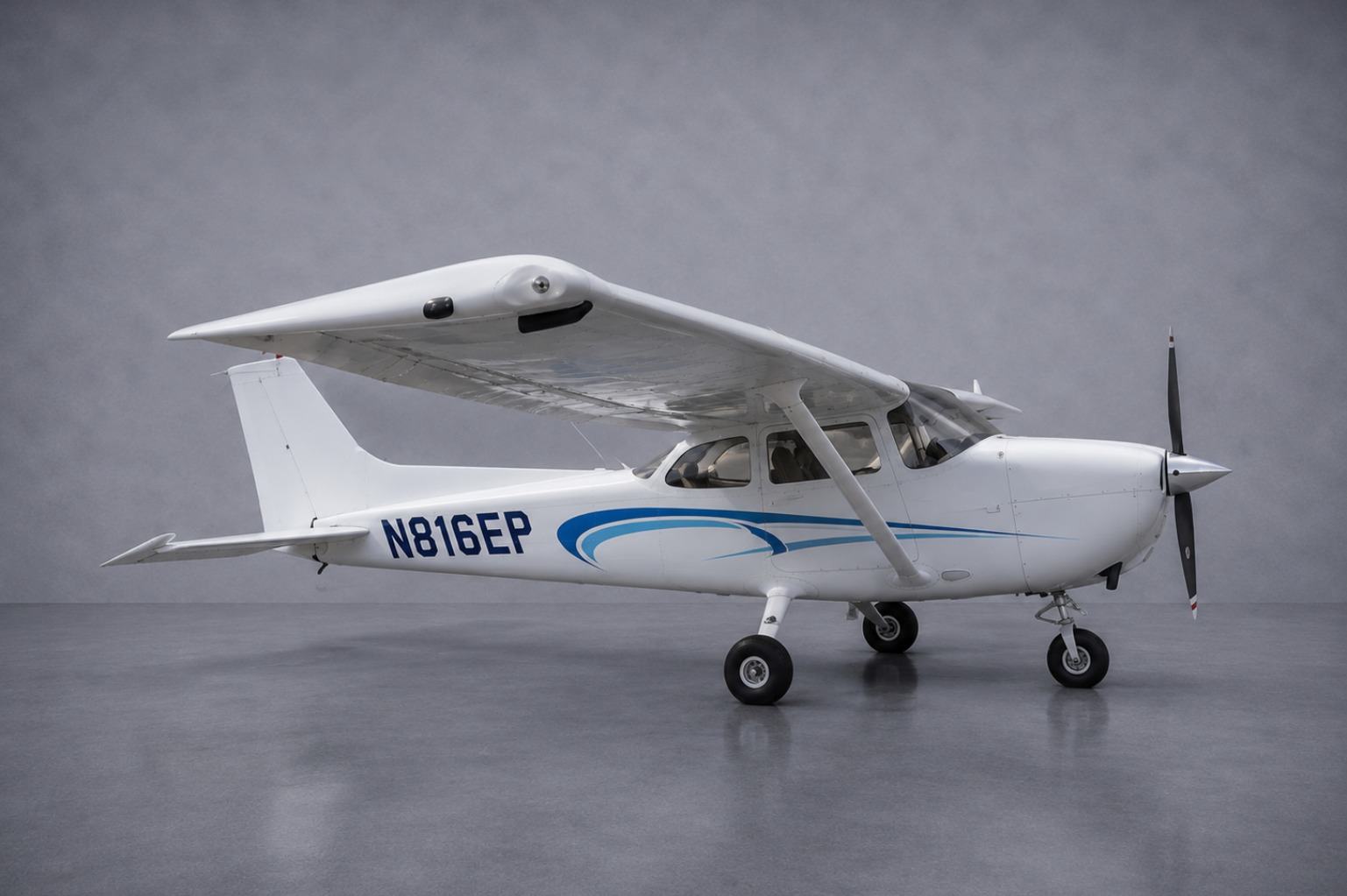 Cessna 172SP G1000 N816EP